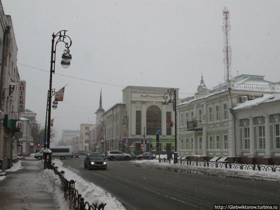 Прогулка по Тюмени в апрельский снегопад Тюмень, Россия