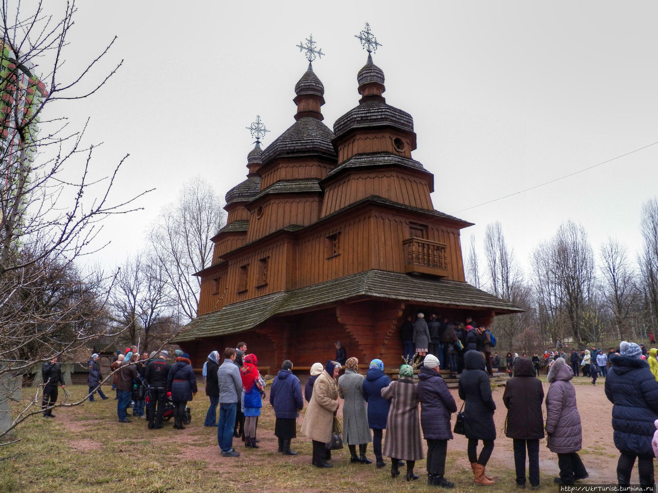 Вербное Воскресенье в Мамаевой Слободе Киев, Украина