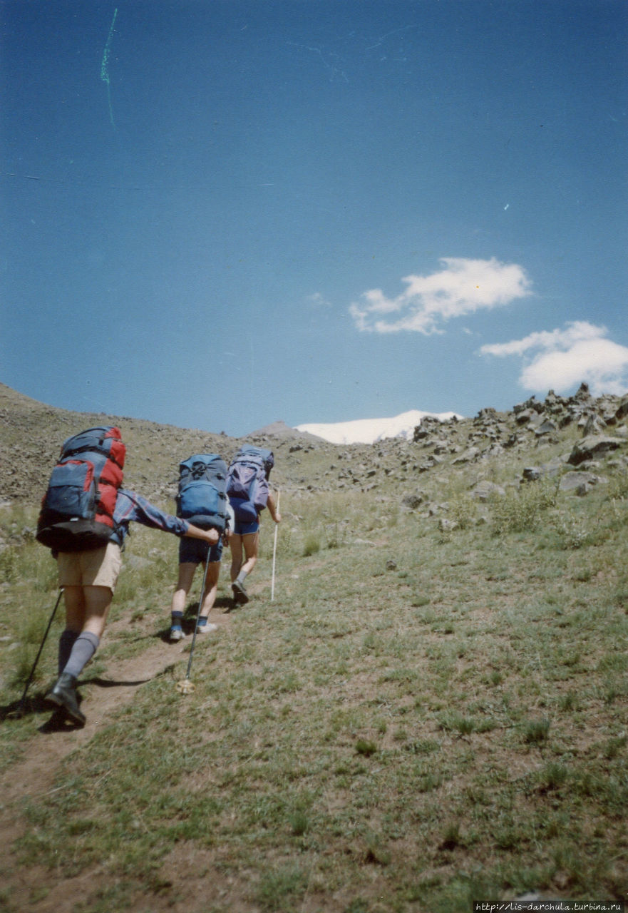 Подъем в первый базовый лагерь, 2002 год Гора Арарат (5137м), Турция