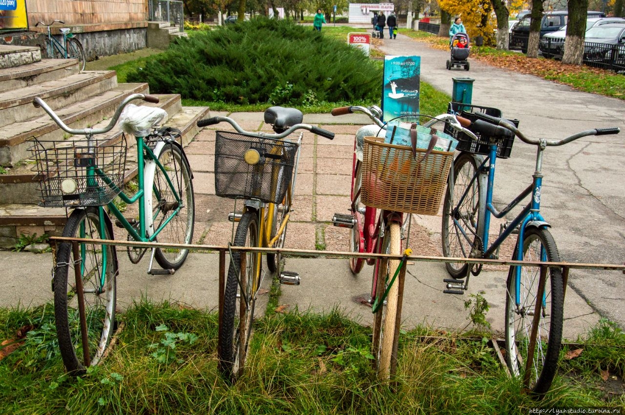 Экспресс поездка в велосипедный Козелец Козелец, Украина
