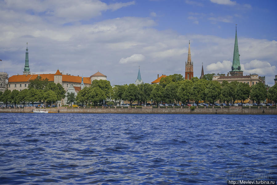 На лодочке по Двине Рига, Латвия