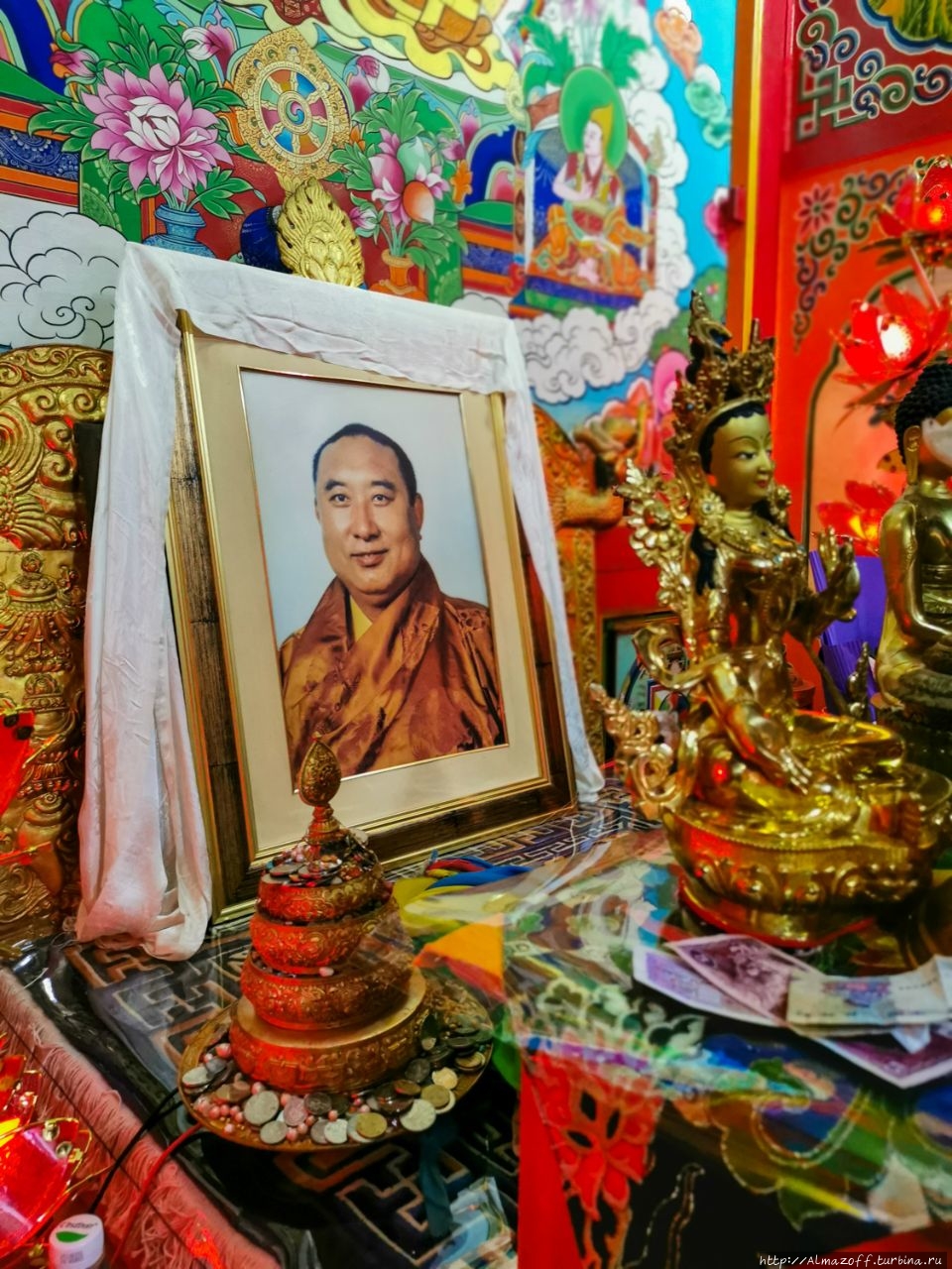 Тайная пещера 6-го Далай Ламы в горах Утайшань
