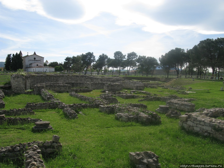 Археологическая зона Венозы Веноза, Италия