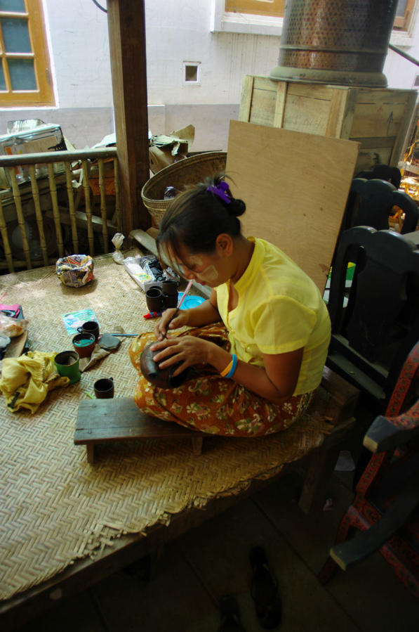 Ручное изготовление сувениров Баган, Мьянма