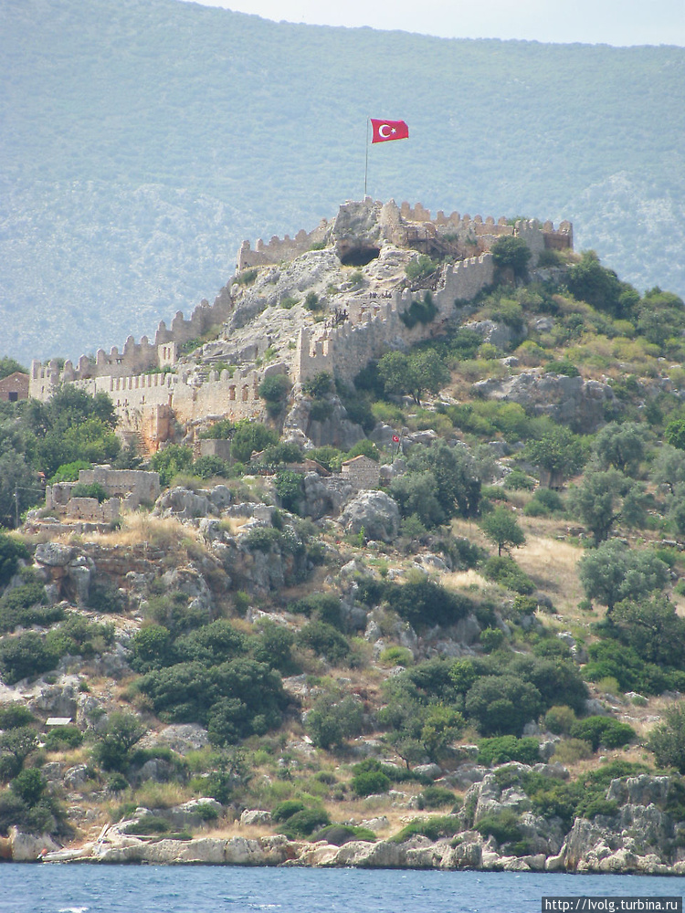 Древняя крепость Симены