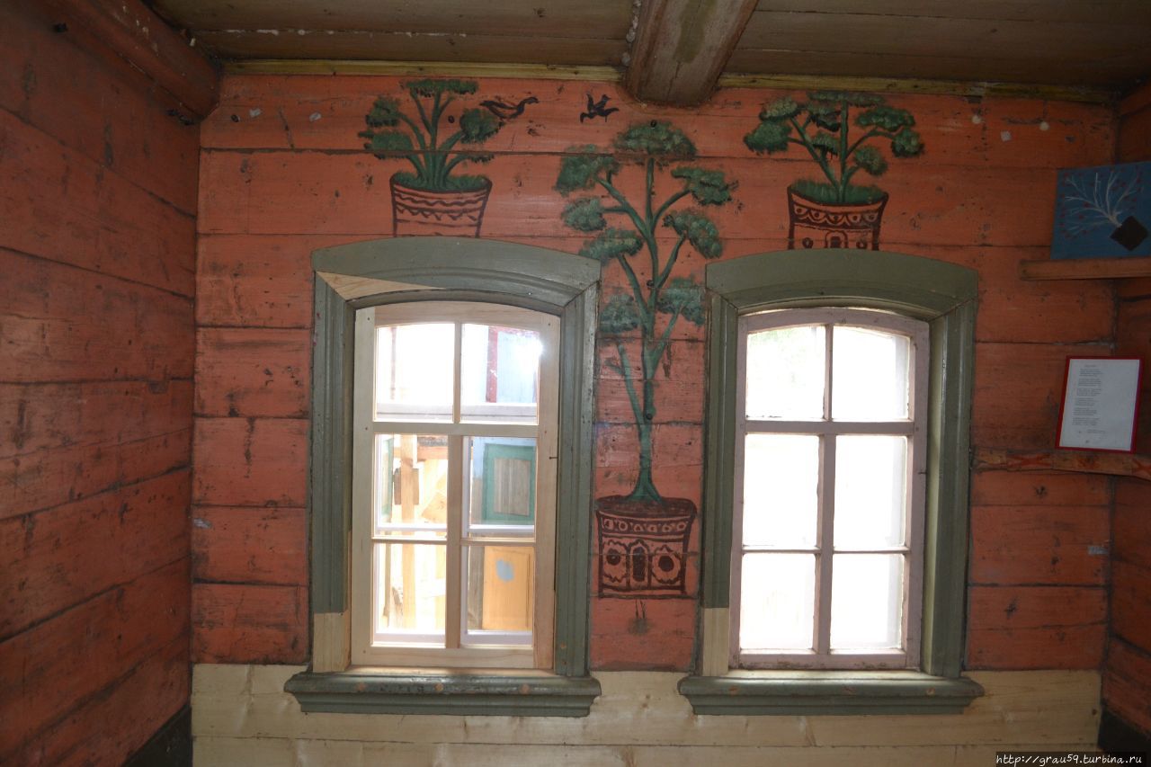 Дом со львом Поповка (Саратовская область), Россия