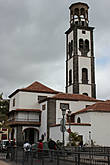 Церковь Иглесия де ла Консепсьон (Iglesia de la Concepcion) с высокой колокольней — главный храм Санта Круса.
Храм располагается на площади, с которой начал формироваться город.
Иглесия де ла Консепсьон — единственная на Канарах церковь, имеющая пять нефов.