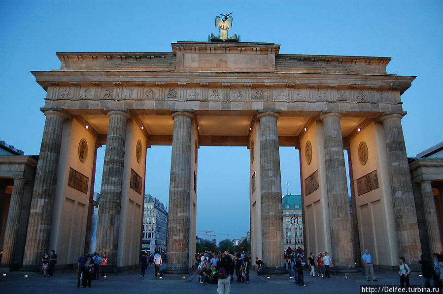 Бранденбургские ворота с западной стороны Берлин, Германия