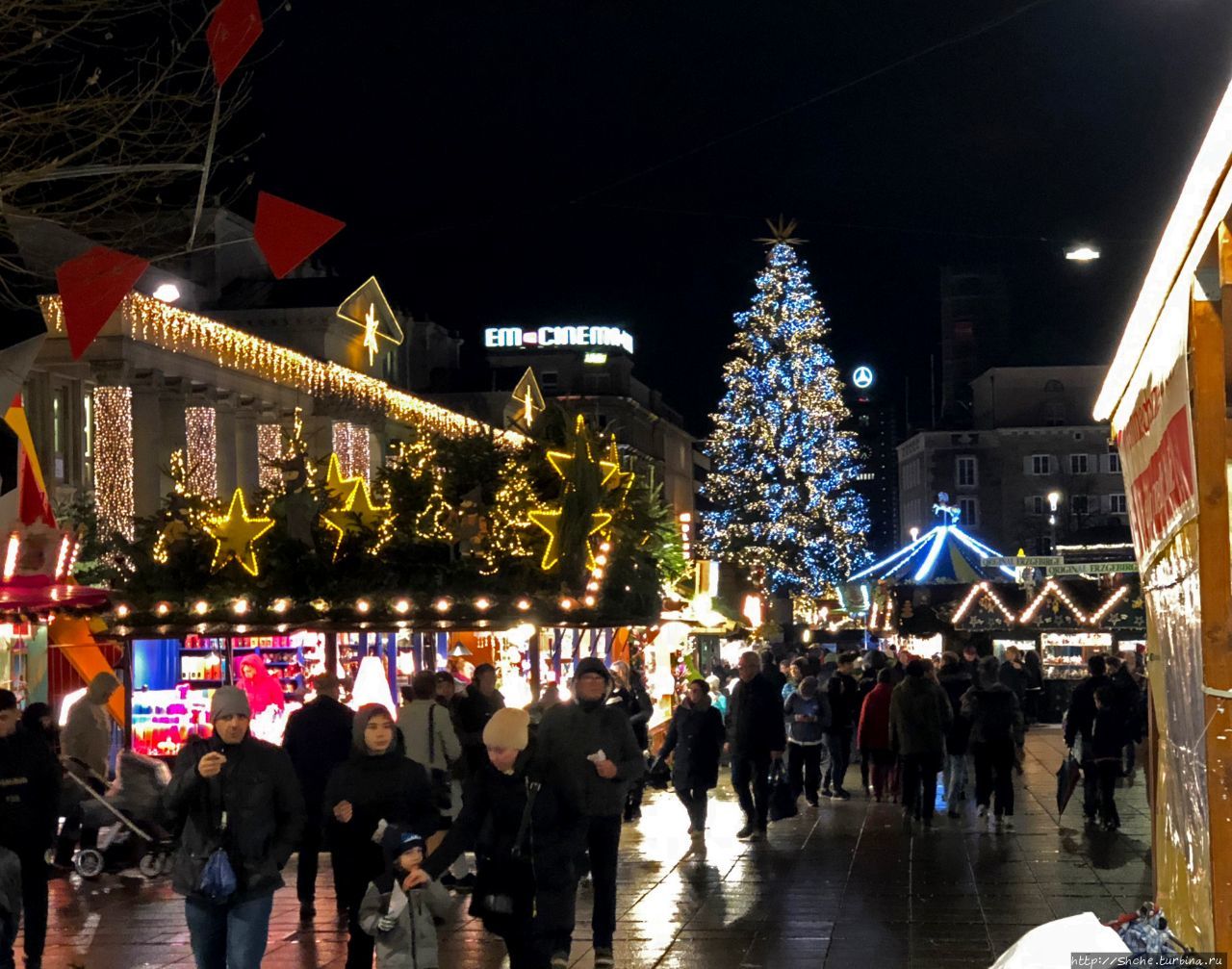 Шлоссплатц Штутгарт, Германия Шлоссплатц Штутгарт, Германия