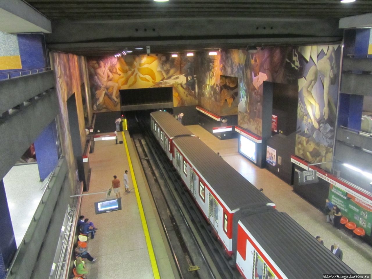 Метрополитен Сантьяго. Станция Университет Чили Сантьяго, Чили
