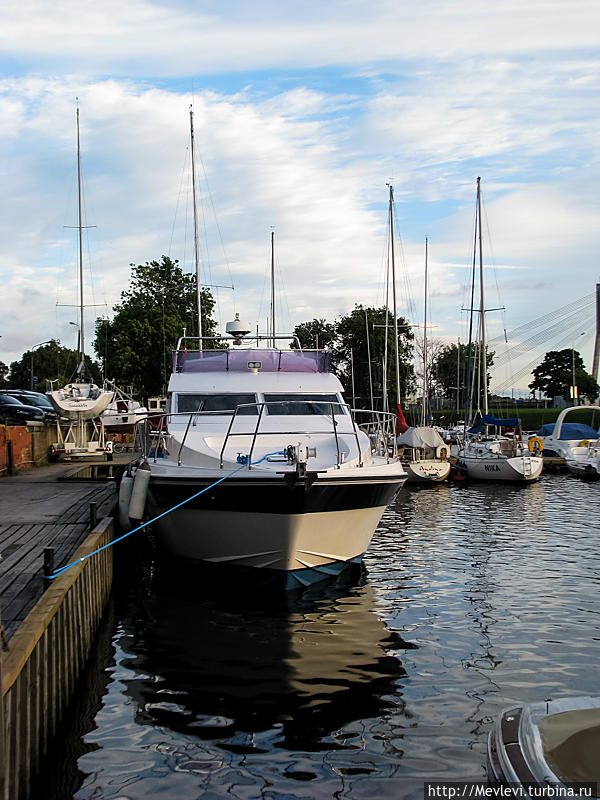 Небо над Андрейоста Рига, Латвия