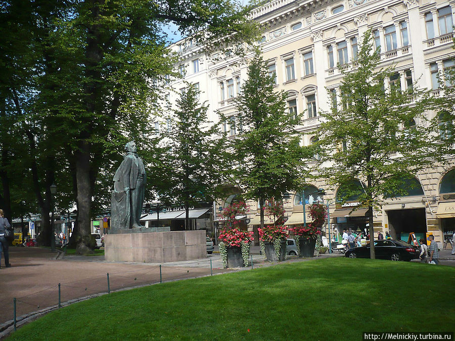 Променад по Эспланаде и памятник Яну Сибелиусу Хельсинки, Финляндия
