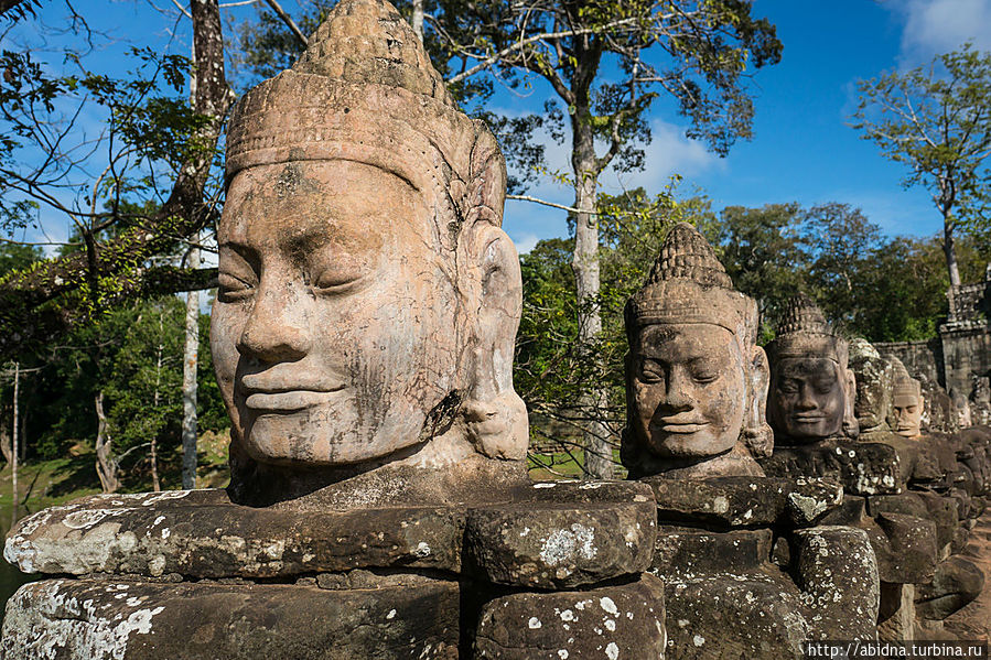 Храмы Камбоджи. Ангкор Том Ангкор (столица государства кхмеров), Камбоджа