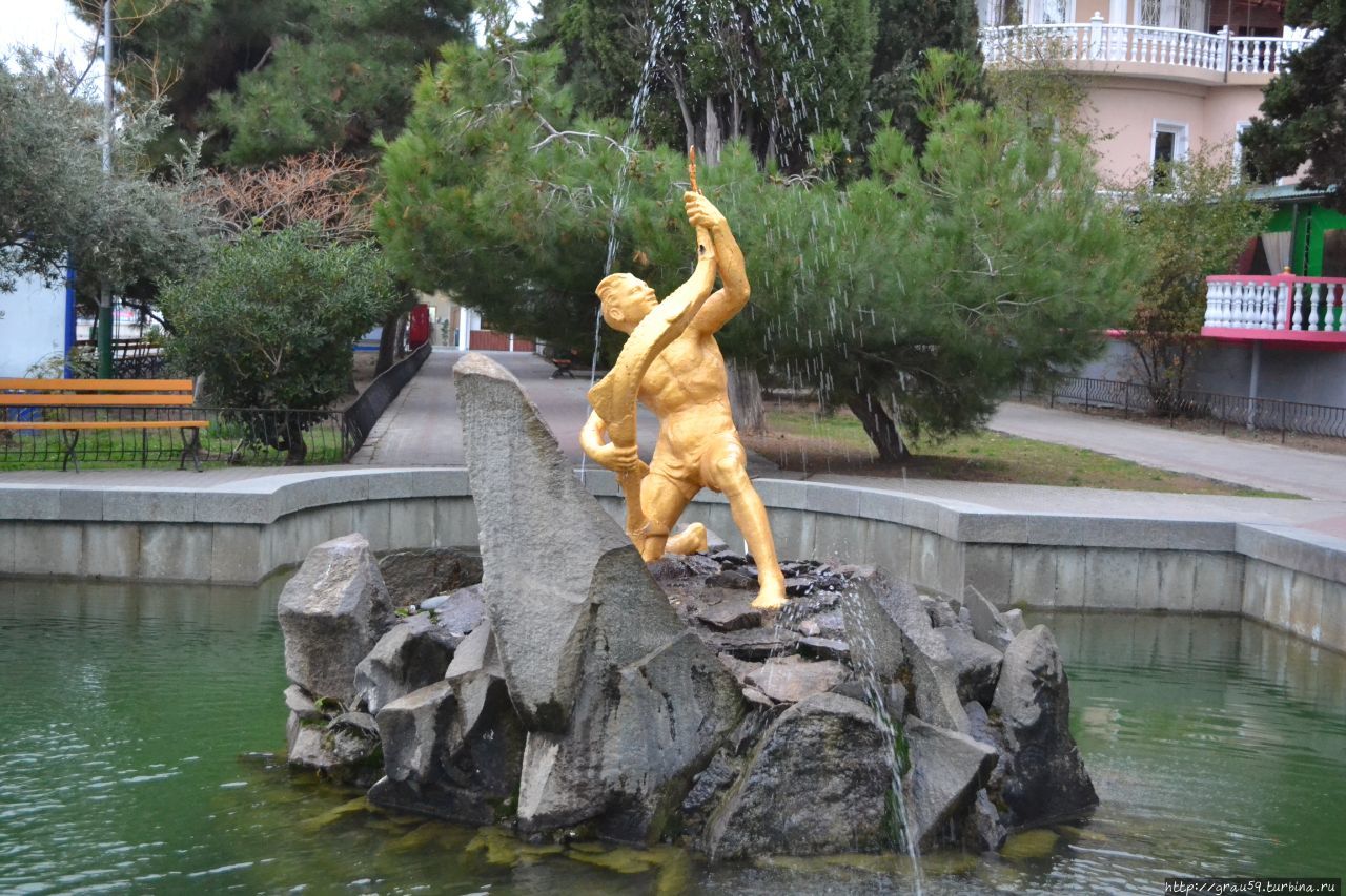 памятник юстиниану в алуште