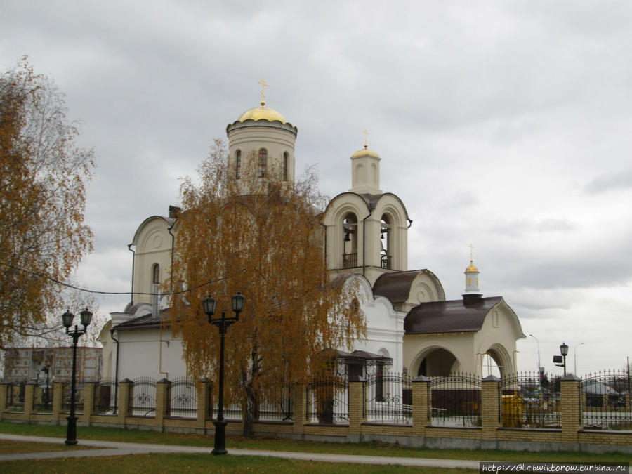 Прогулка по центру поселка Боровский, Россия