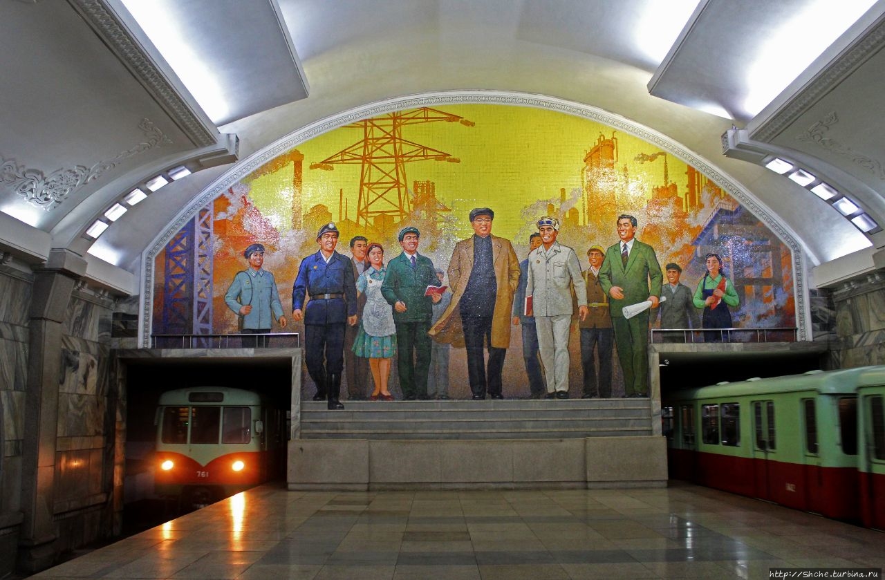 До чего же хочется, братцы, на пхеньянском метро покататься