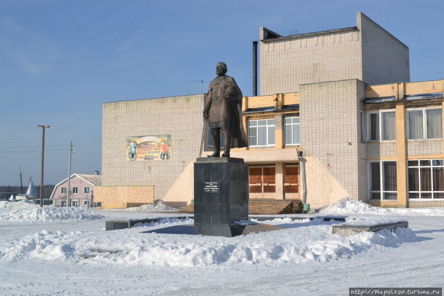 памятник князю Пожарскому Пурех, Россия