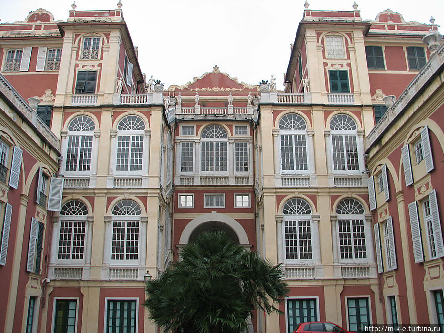 Королевский дворец. Вид с террасы