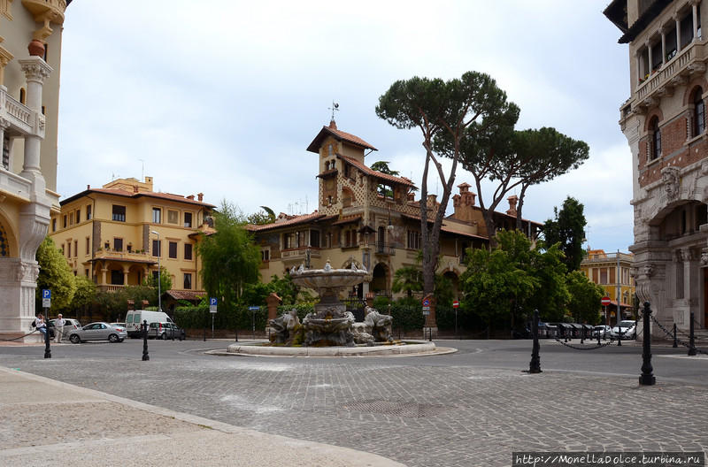 Площадь Минчио и фонтан Лягушек Рим, Италия