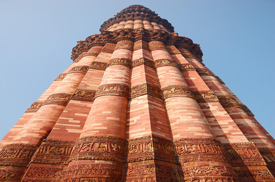Кутаб-Минар Комплекс Монументов Дели, Индия