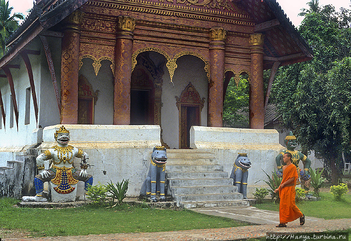 Монастырь Открытого Сердца Ахам / Wat Aham