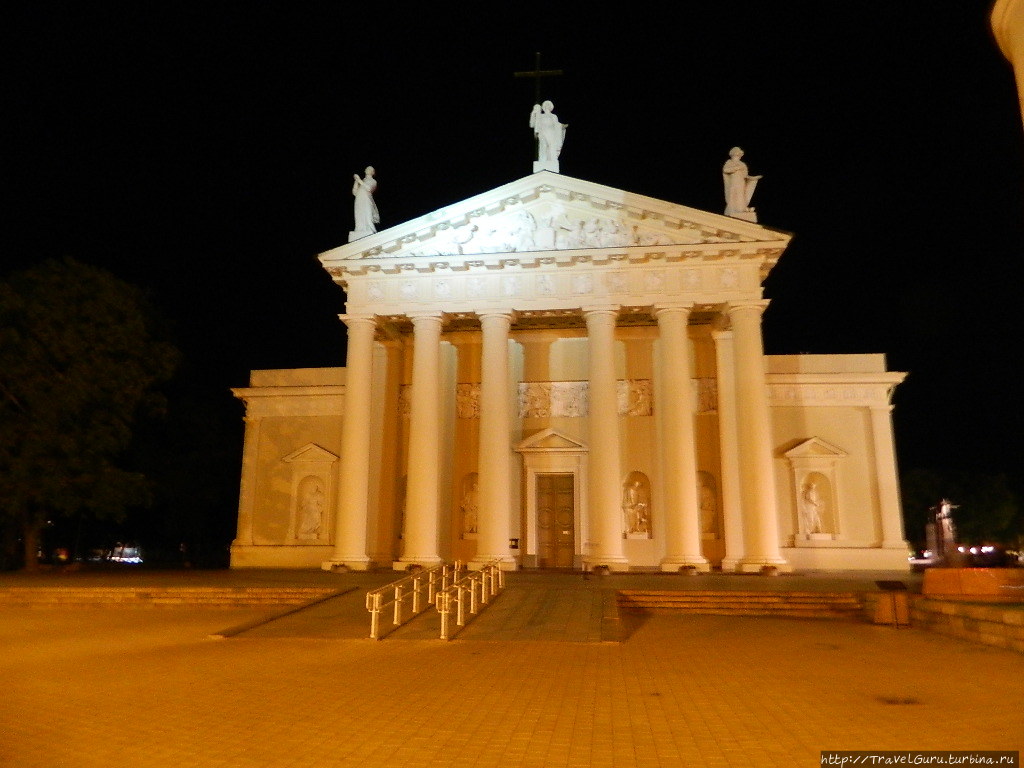 Фасад собора Святого Станислава Вильнюс, Литва