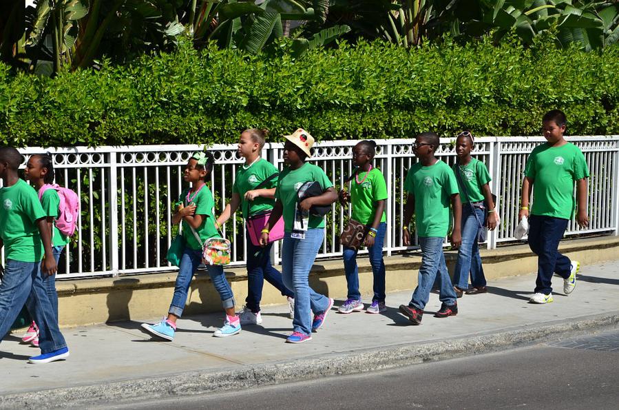 Багамские школьники Нассау, Багамские острова
