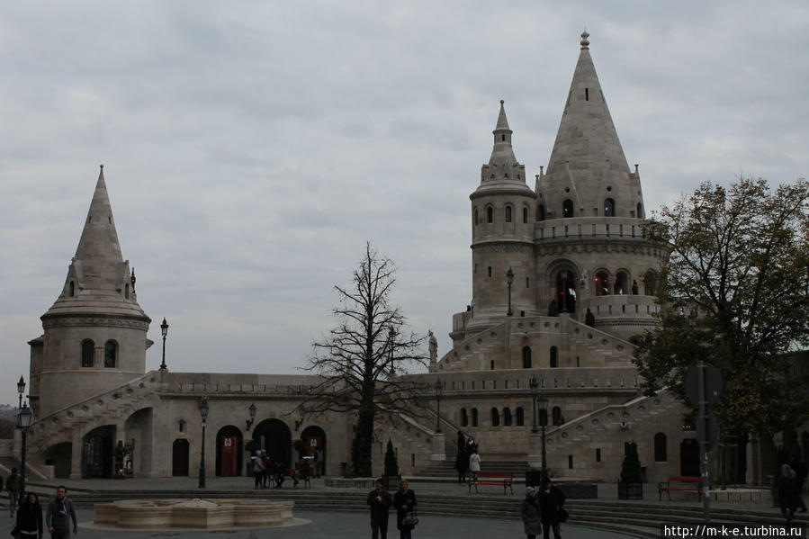 Вокруг площади Святой Троицы с заходом в церковь Матьяша Будапешт, Венгрия