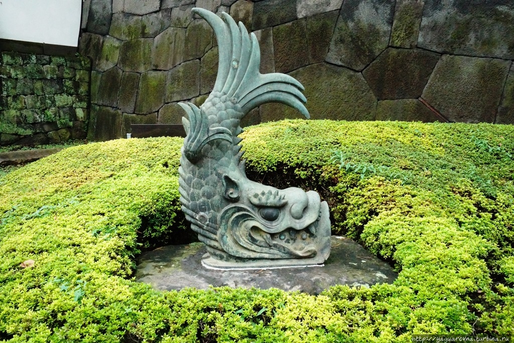 Восточные сады императорского дворца Токио, Япония