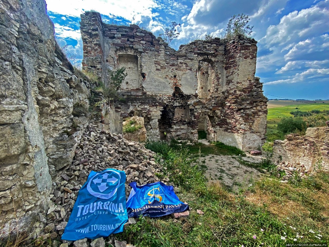 Одно из открытий 2020 в Украине. Руины замка в Подзамочке Подзамочек, Украина