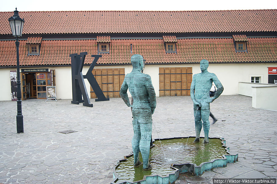 Дэвид черни скульптуры. Дэвид черни скульптуры. Дэвид черни. Дэвид черный. Дэвид черны скульптуры в праге.