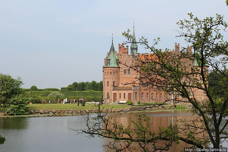Замок Эгесков  (Ейескоу) Оденсе, Дания