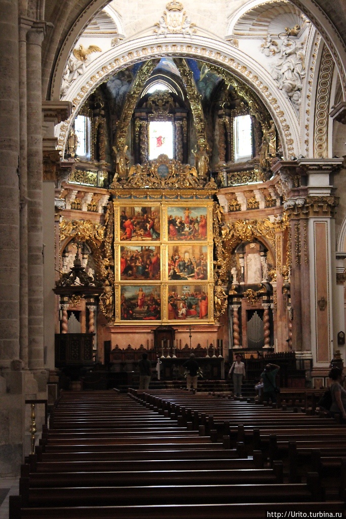 Алтарь Собора La Seu