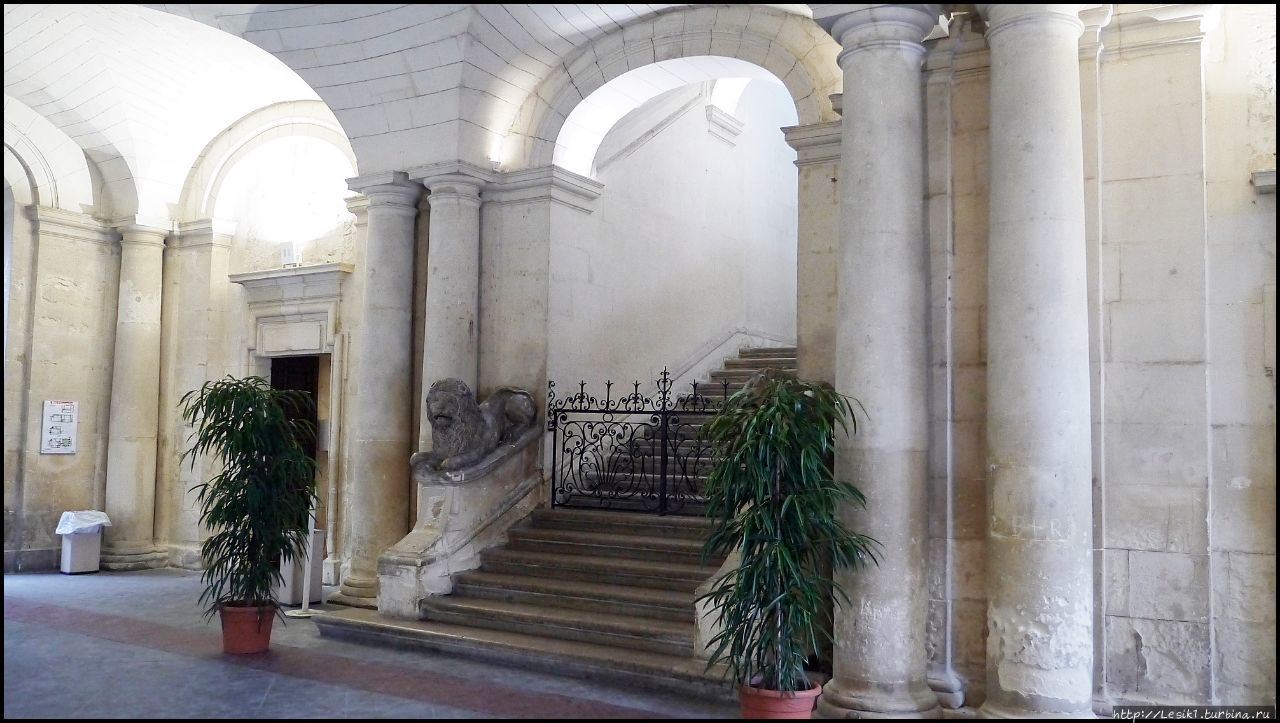 Криптопортики Арелата Арль, Франция