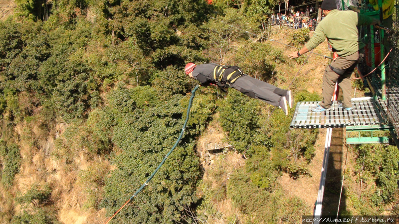 Банджи-джампинг с моста / The Last Resort Bungy