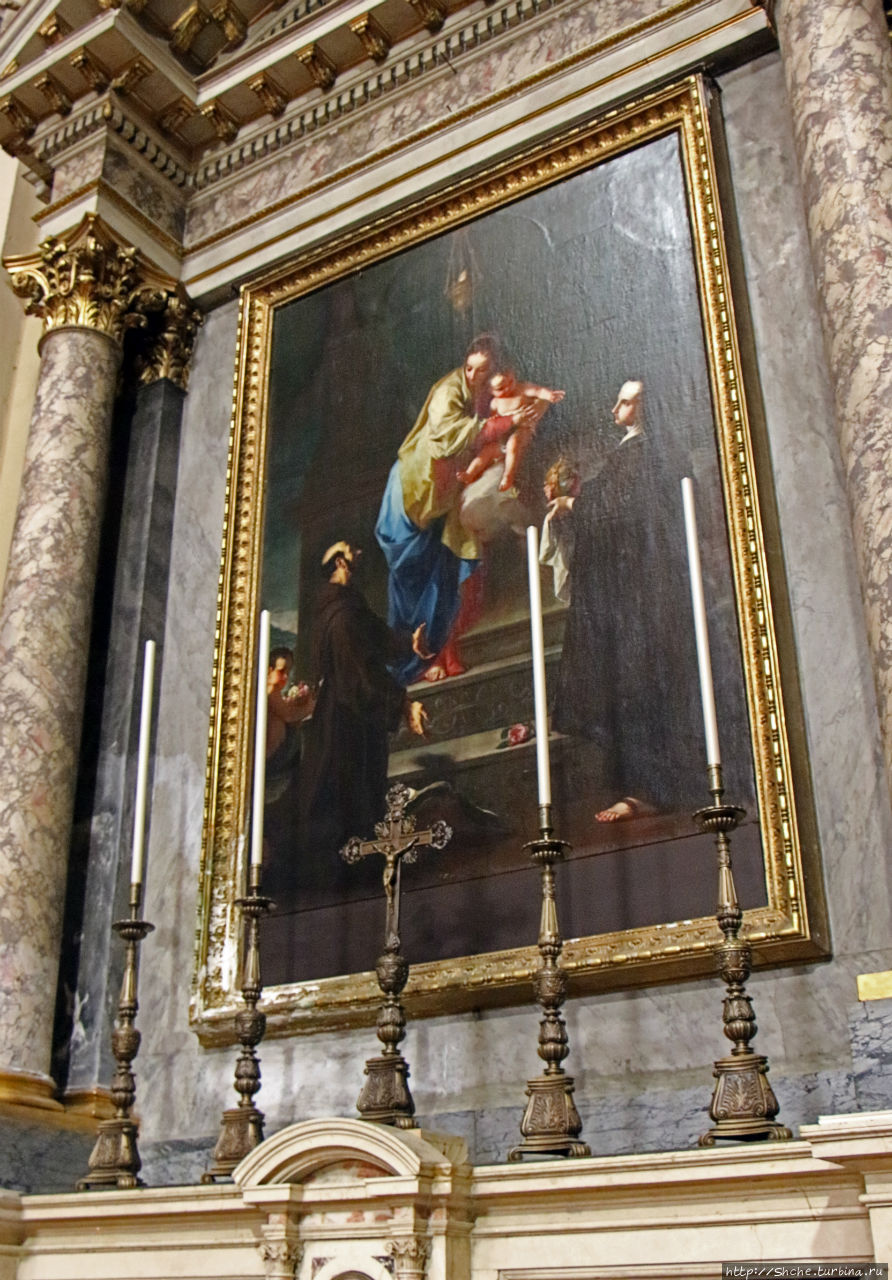 Церковь Девы Марии Непорочной Бергамо, Италия