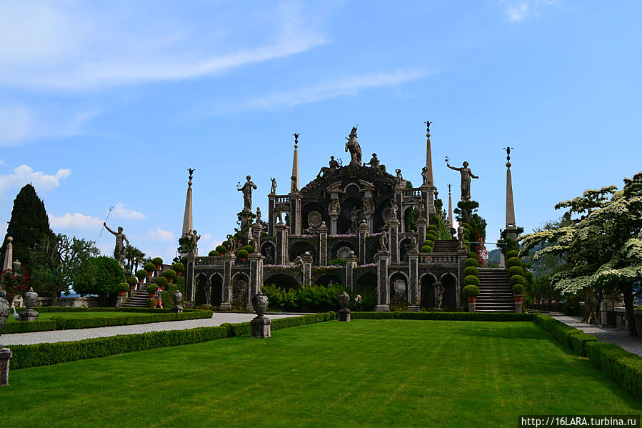 Итальянский сад в стиле раннего барокко.