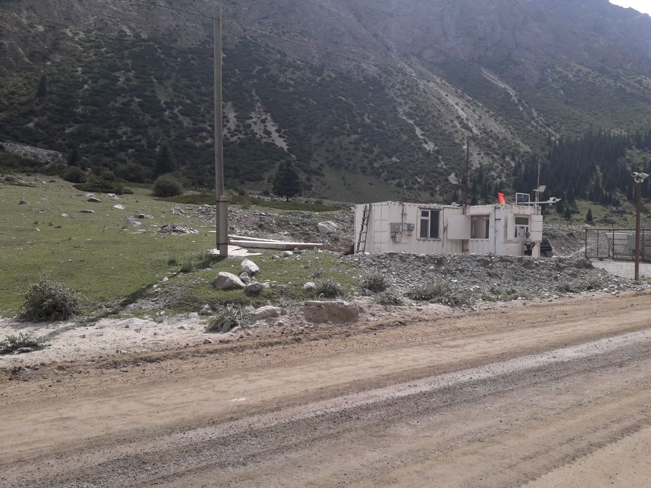Контрольно-пропускной пункт Ущелье Барскоон, Киргизия
