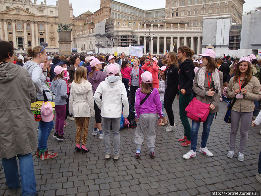 22 мая 2013 года. Рим. Так встречают Папу Римского. Рим, Италия