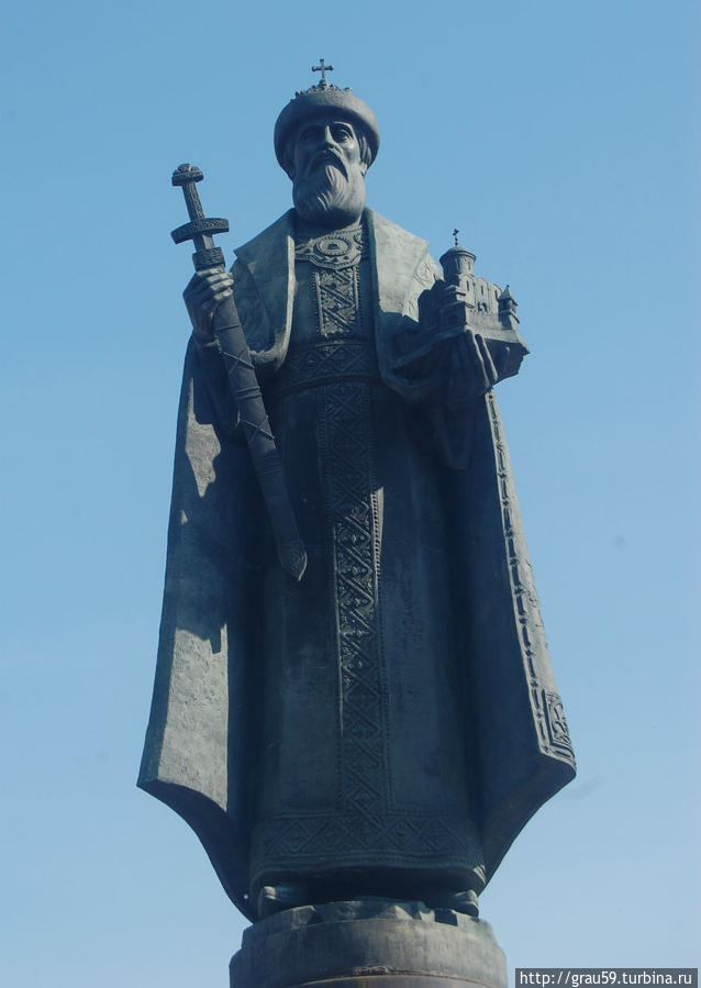 Памятник великому князю Даниилу Московскому Москва, Россия