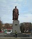 Памятник Б.Хмельницкому в городе его имени