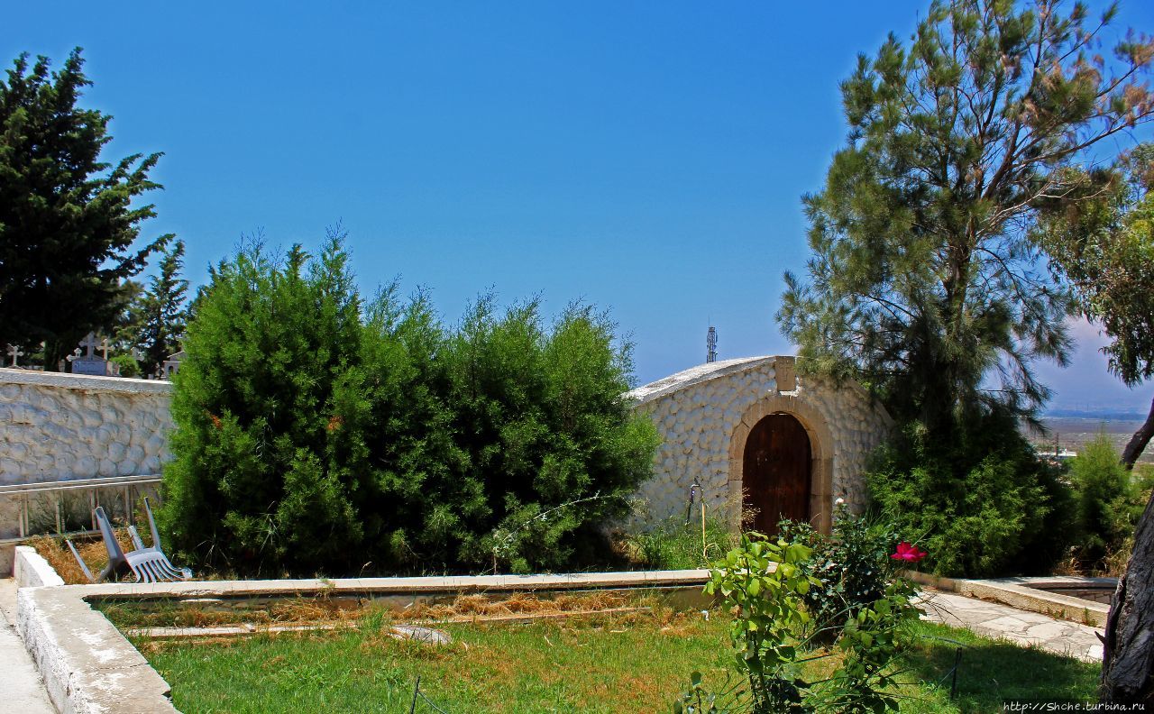 Церковь Святого Креста Акротири, Акротири и Декелия