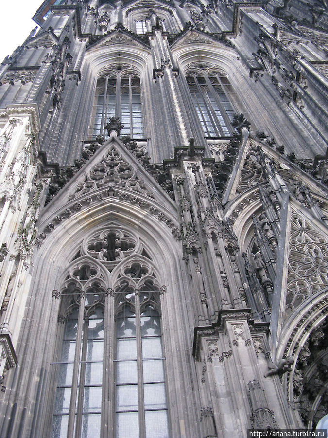 Кельнский собор: воск с неба капал... Кёльн, Германия