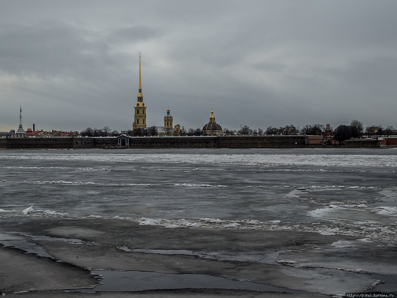 От Сенатской площади к Троицкому мосту Санкт-Петербург, Россия