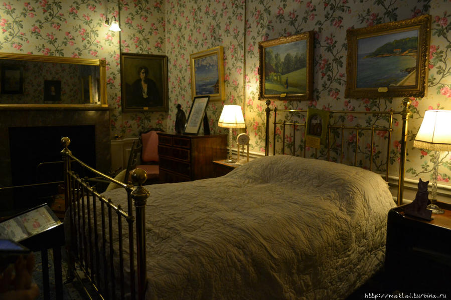 Кровать, на которой был рождён будущий премьер Великобритании. Вудсток, Великобритания