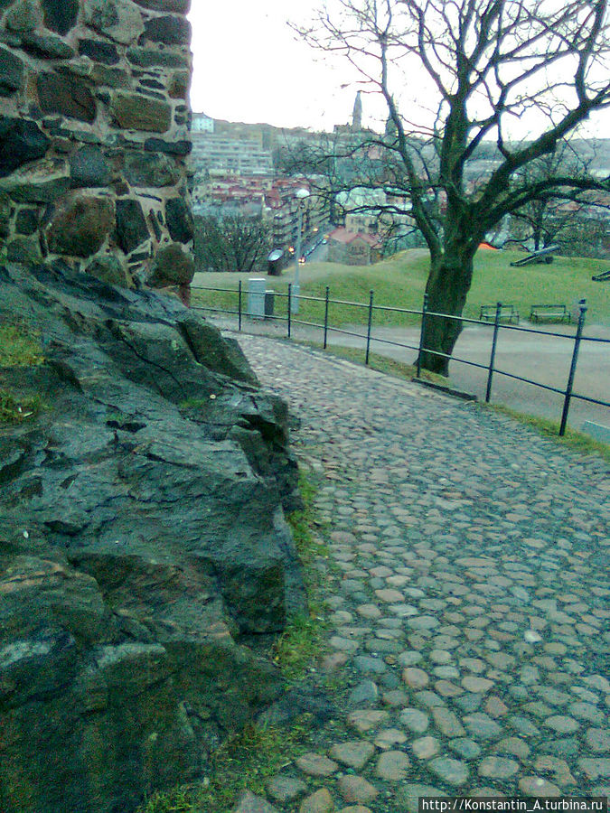 у крепости-4