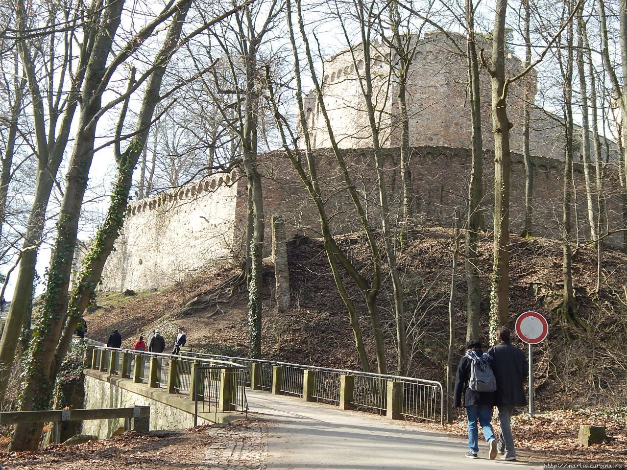 Замок Ауербах Бенсхайм, Германия