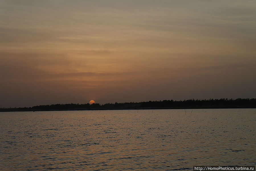 Не совсем розовое озеро Дакар, Сенегал