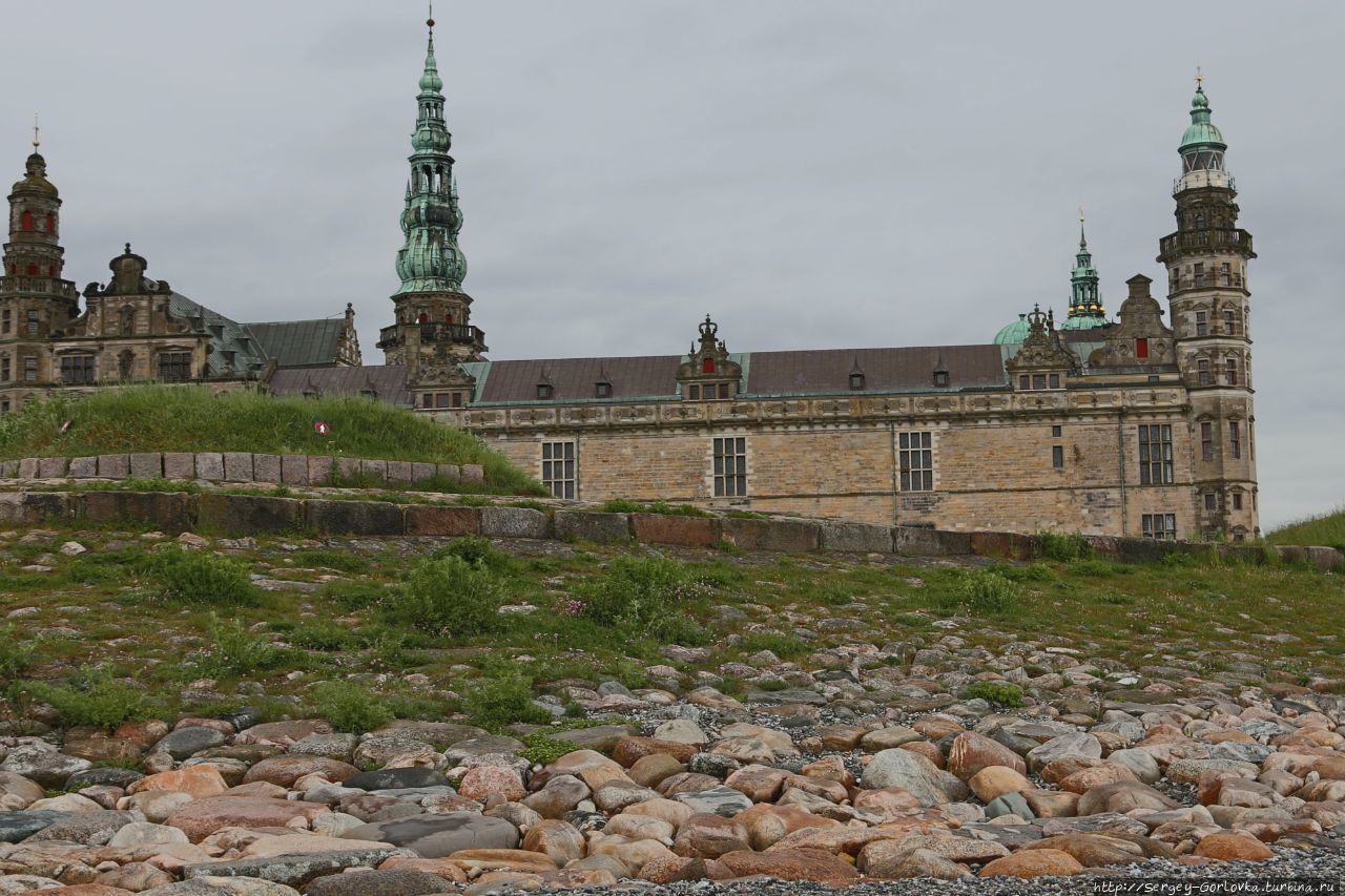 Быть или не быть, и замок где тужил думу принц Датский Хельсингёр, Дания