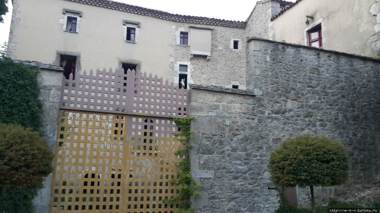 Настоящий замок с предками рыцарей Лангедок-Руссильон, Франция